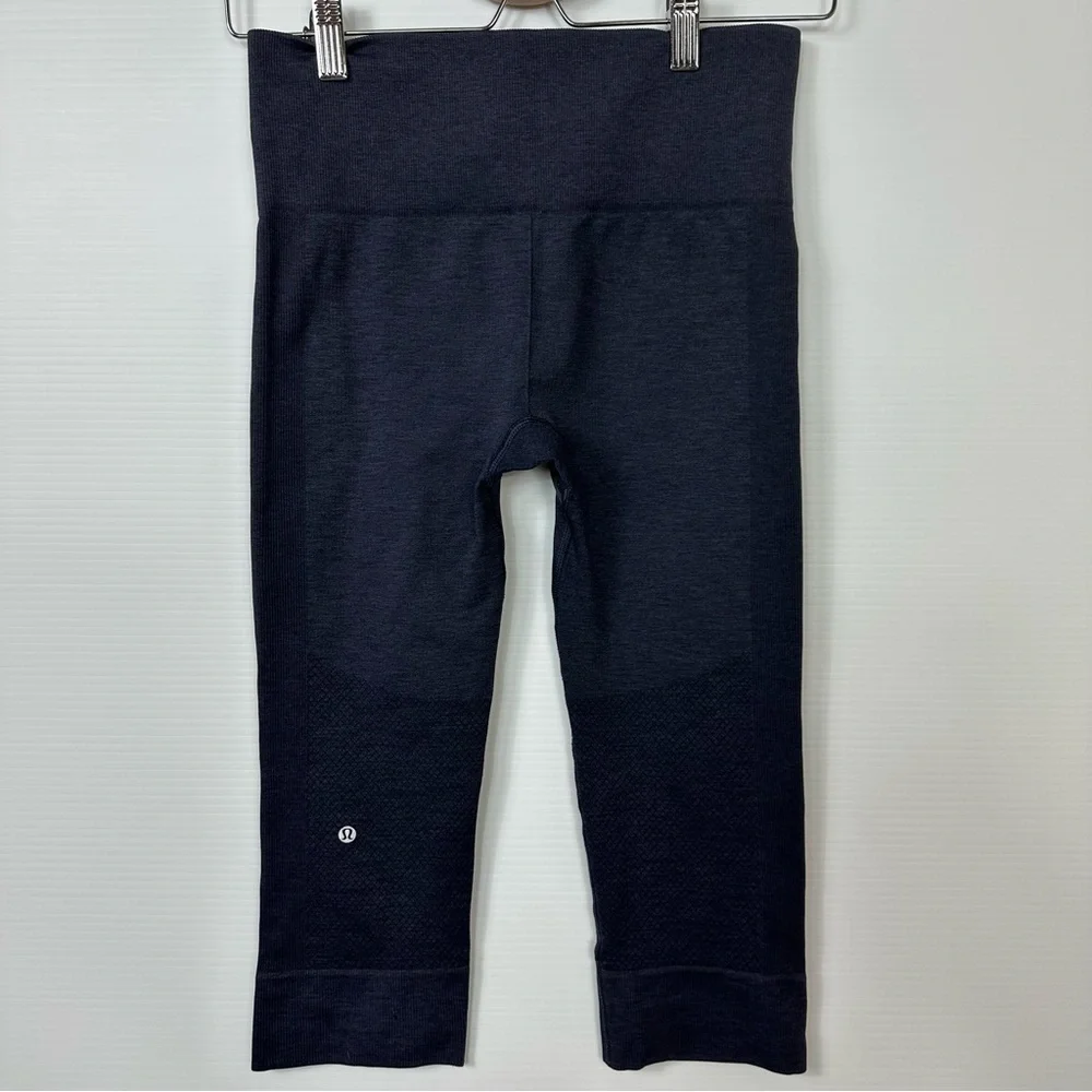Lululemon Capri Sz S Dark Purple Compression Athletic Yoga